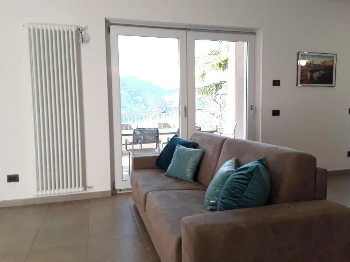 Casa Punta Veleno Apartment Brenzone sul Garda