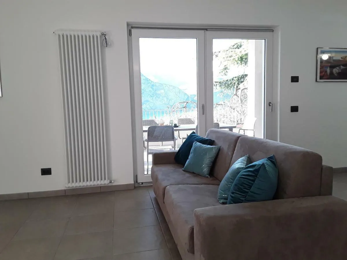 Casa Punta Veleno Apartment Brenzone sul Garda